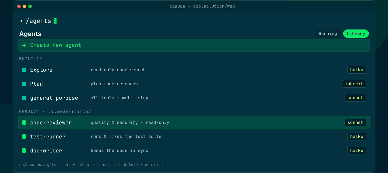 Schermata del comando /agents di Claude Code: la scheda Library con il pulsante Create new agent, i tre subagent integrati Explore (haiku), Plan (inherit) e general-purpose (sonnet), e i subagent di progetto code-reviewer, test-runner e doc-writer in .claude/agents con i rispettivi modelli.